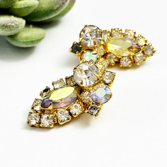 Aurora Borealis Mid-Century Vintage Cluster Clip Earrings - Picture 3 of 5